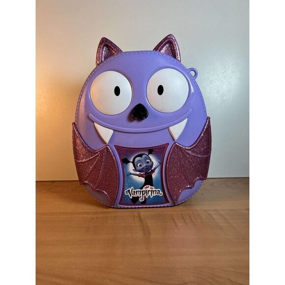 Disney Vampirina Boo -Tastic Plastic Backpack Just Play Carry Bag - Picture 1 of 10